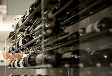 Elegant Metal Wine Display Wine Racks